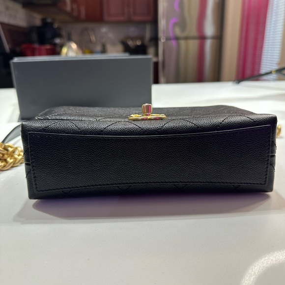 Caviar Quilted Mini Bracelet On Chain Flap - Picture 3 of 12